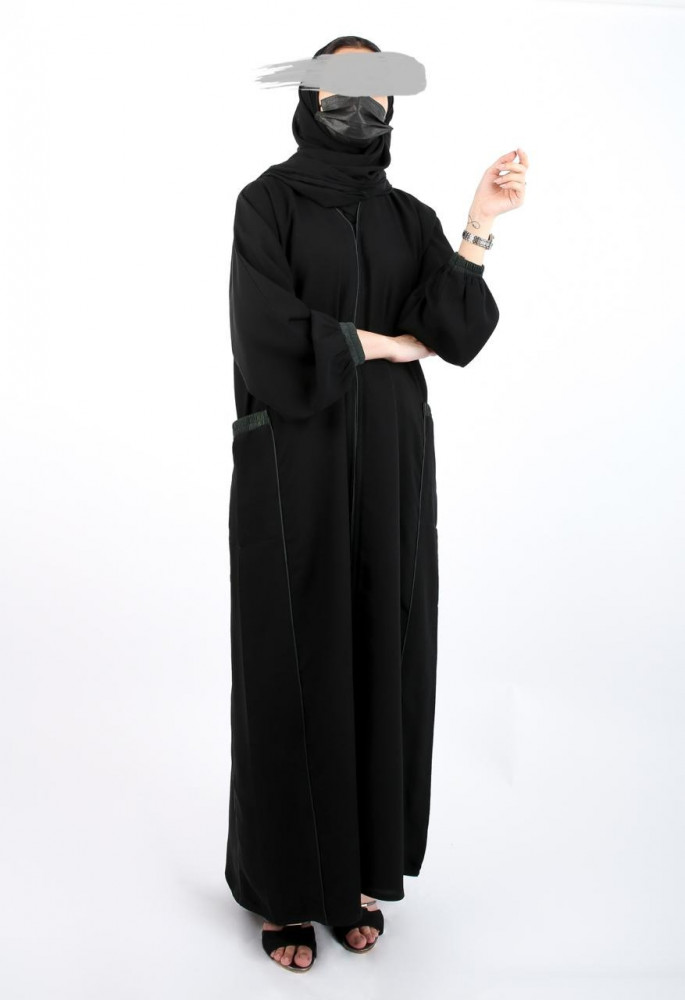 0037 عبايه شموخ بقيطان وجيوب