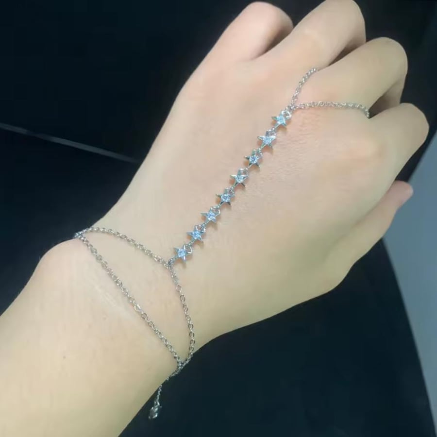 اسورة يد مع خاتم