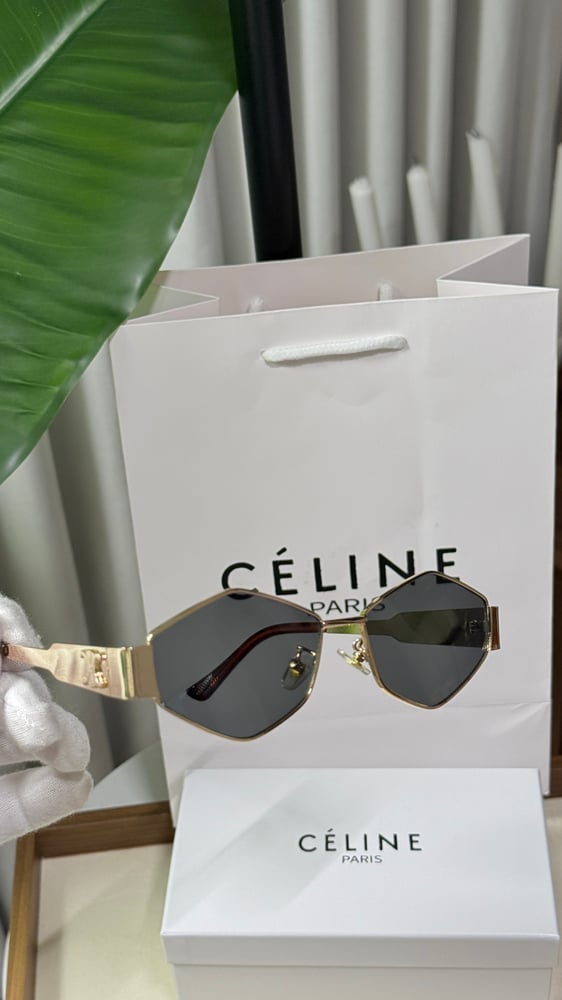 نظارة CELINE إطار ذهبي عدسة سوداسي لون زيتي