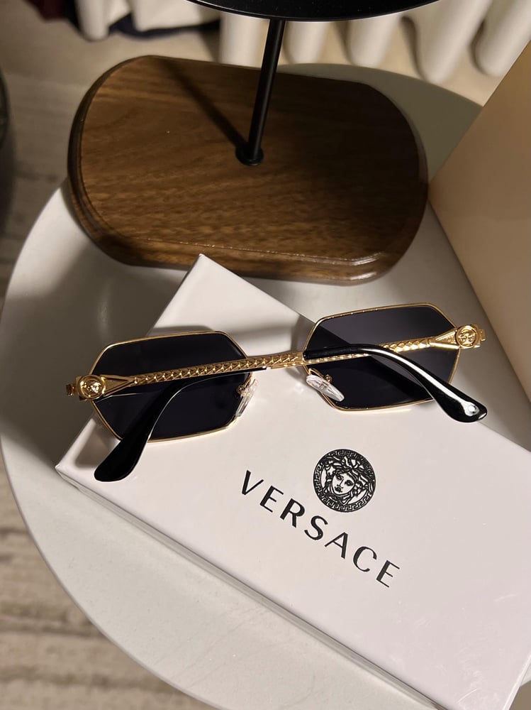 نظارة versace- اطار اسود - عدسه اسود