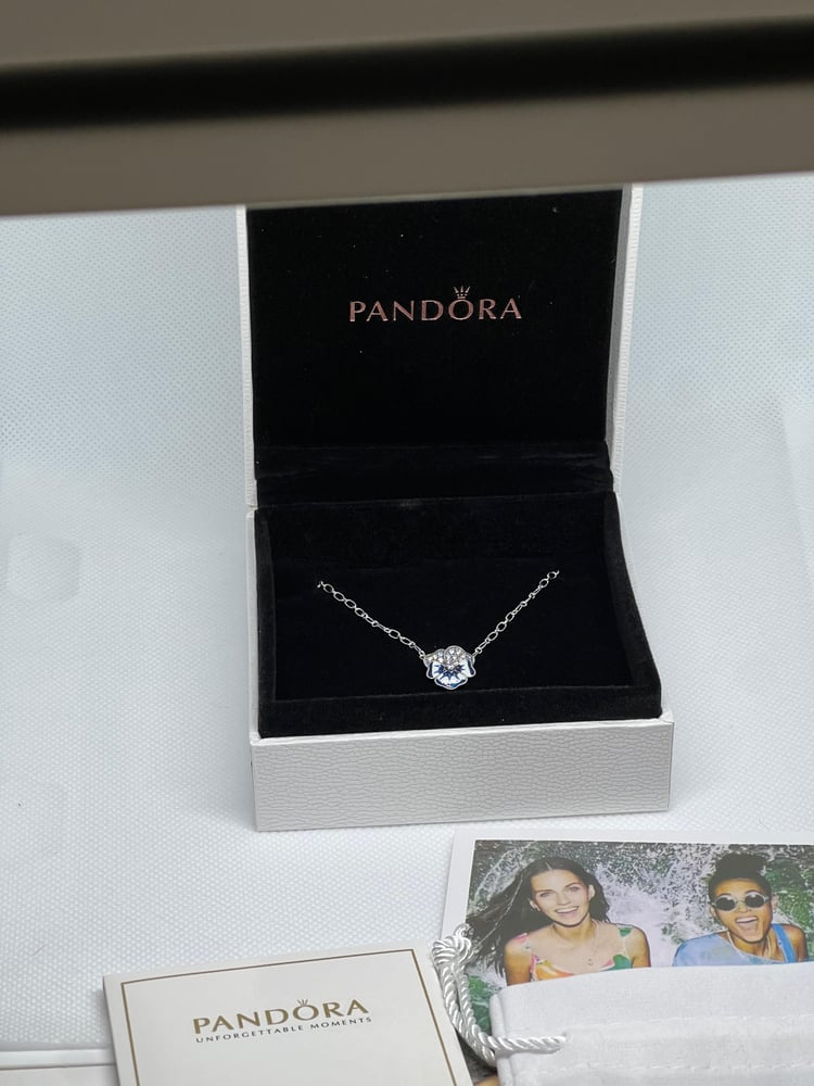 سلسال باندورا Pandora زهرة زرقاء ماستر كواليتي