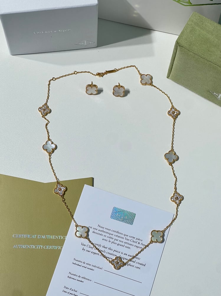 سلسال Van cleef لؤلؤي
