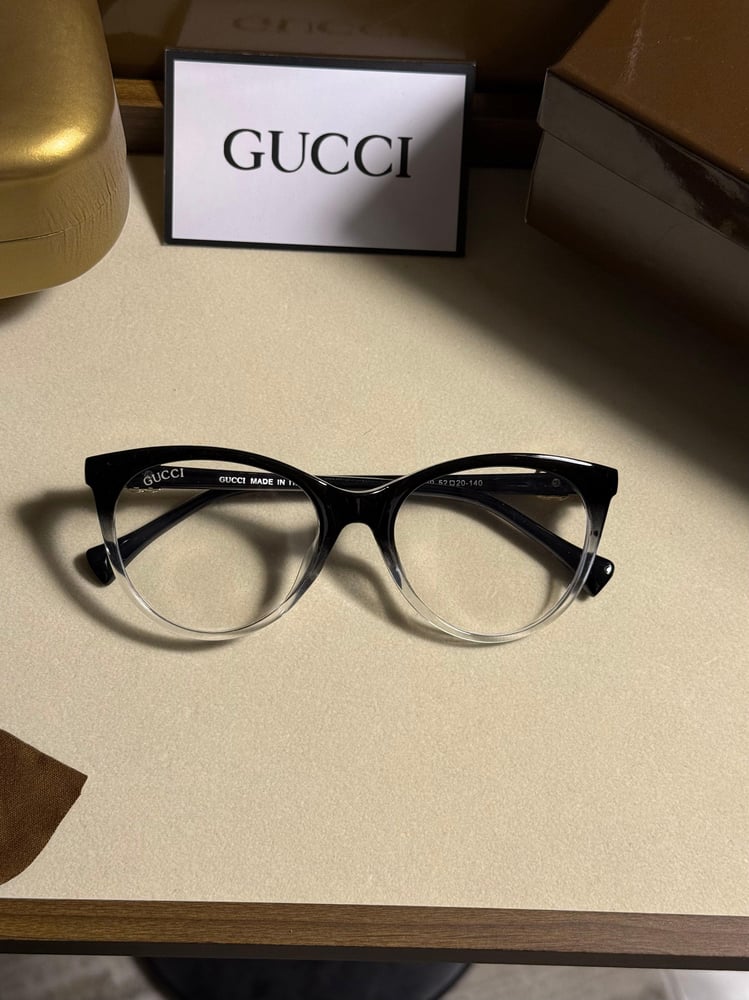 نظارة -GUCCI - اطار رصاصي شفاف
