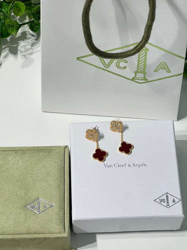 حلق Van cleef عودي