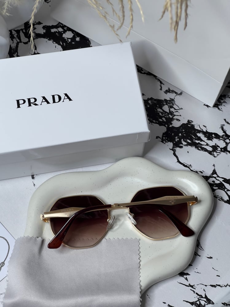 نظارة PRADA أطار بني -ذهبي ماستر كواليتي