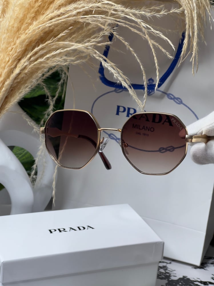 نظارة PRADA أطار بني -ذهبي ماستر كواليتي
