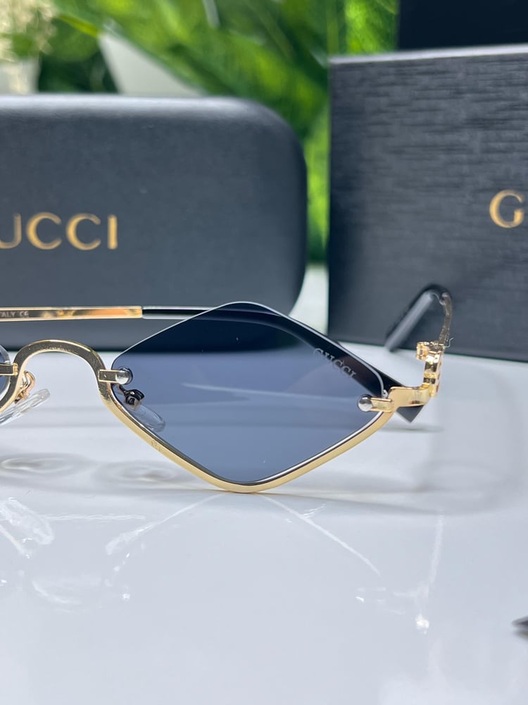 نظارة -GUCCI اطار ذهبي عدسة أسود