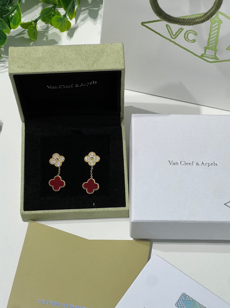 حلق Van cleef عودي