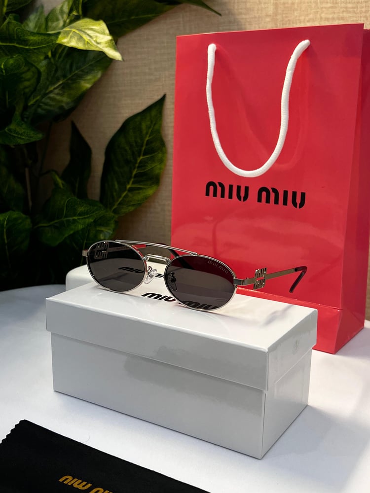 نظارة miu miu - ملون