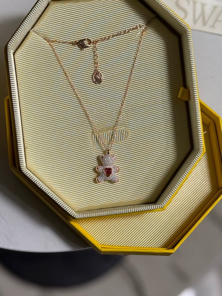 سلسال swarovski ذهبي