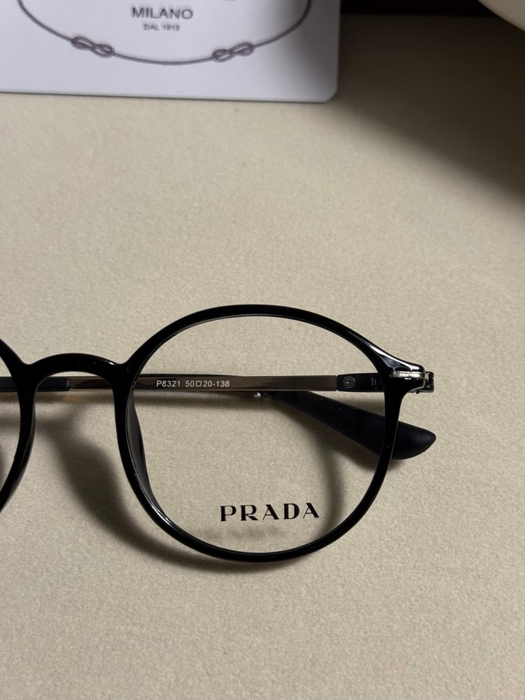 نظارة PRADA ـ عدسة شفاف
