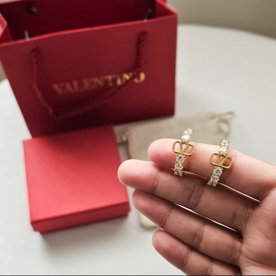 حلق VALENTINO ذهبي