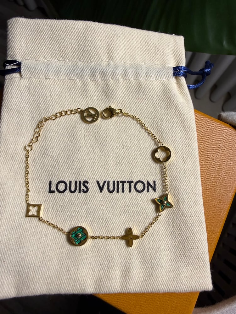 إسوارة LOUIS VUITTON معدن ذهبي أخضر ماستر كواليتي