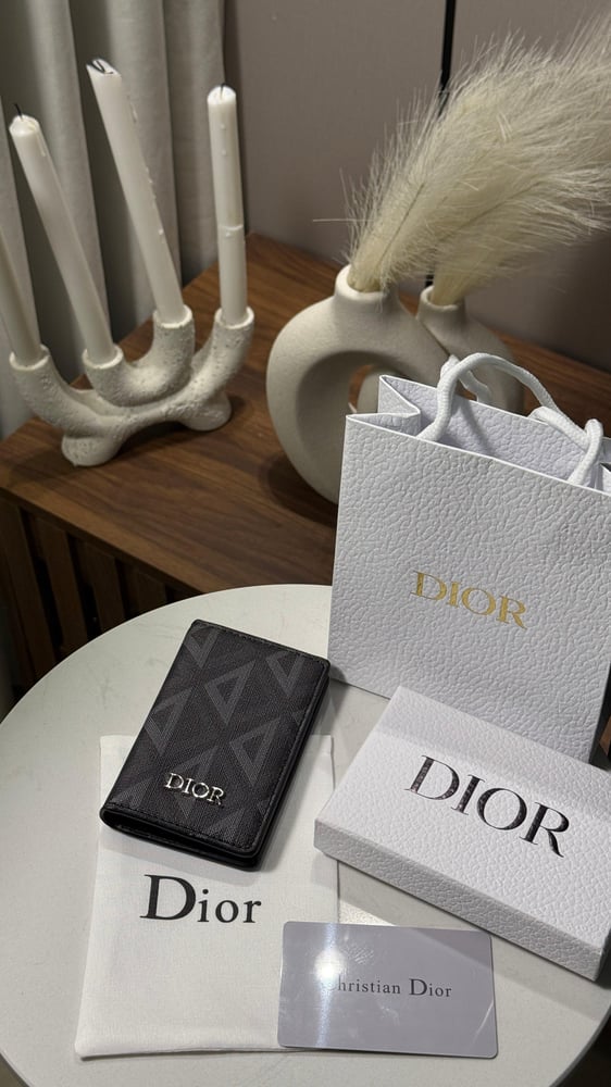 محافظ جيب رجالي - Dior