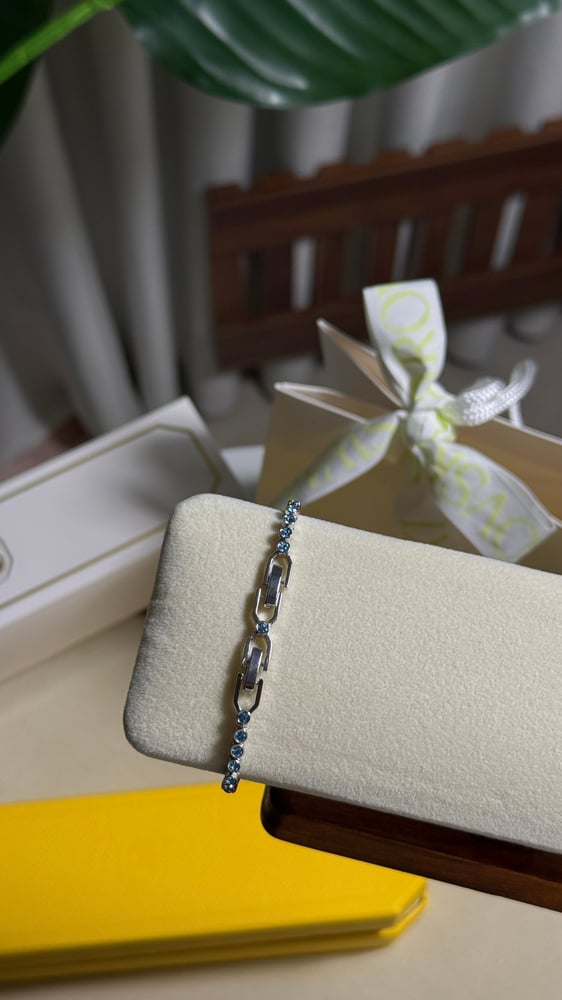 اسوارة  SWAROVSKI تنس ازرق