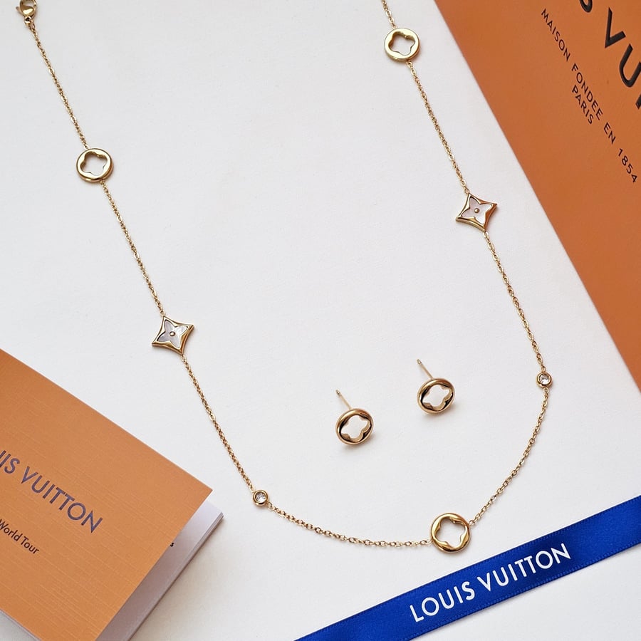 سلسال LOUIS VUITTON ذهبي _صدفي