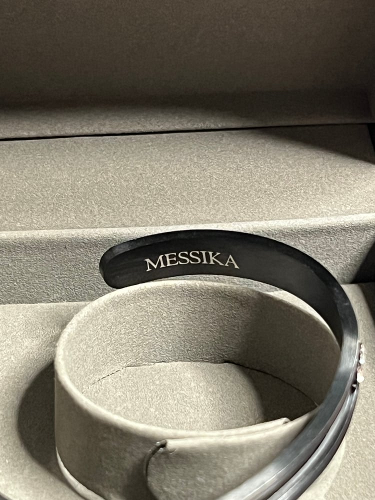 إسوارة Messika اسود ماستر كواليتي