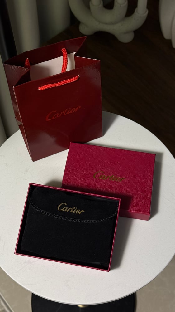 محافظ جيب رجالي - cartier