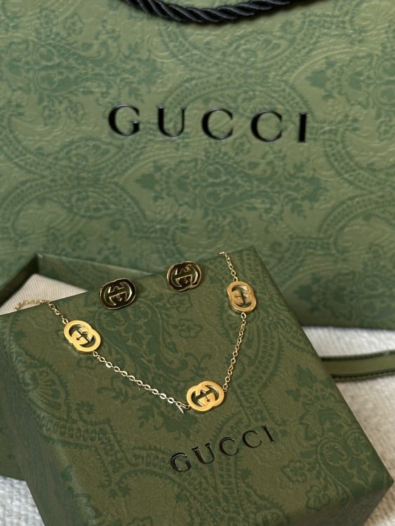 صورة سلسال Gucci سلسال GUCCI معدن ذهبي ماستر كواليتي