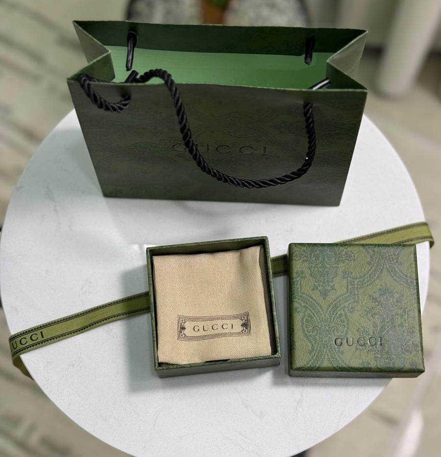 اسوارة GUCCI فضي ماستر كواليتي