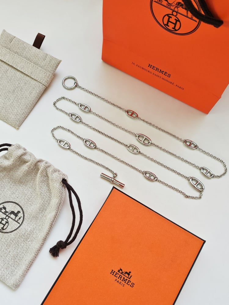 سلسال Hermes فضي