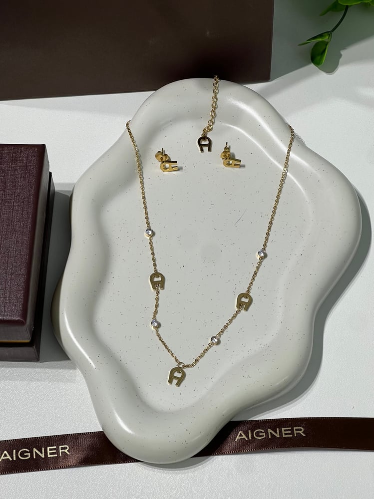 سلسال   AIGNER ذهبي