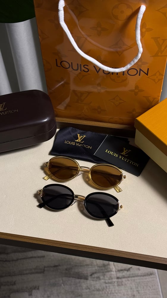 نظارة LOUIS VUITTON{لونين}