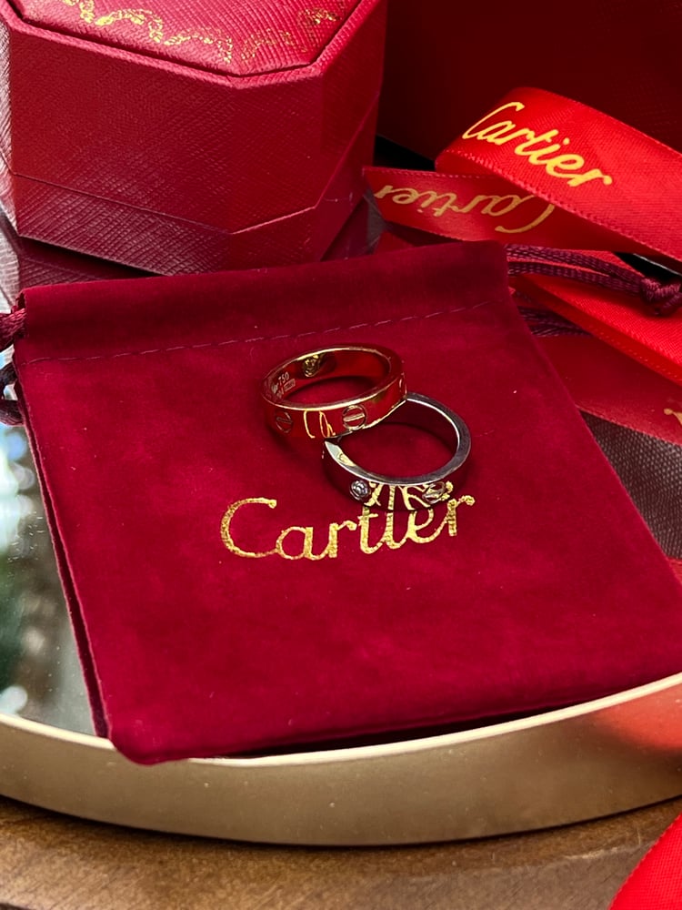 خاتم Cartier الكبلز فضي بفصوص ذهبي سادة ماستر كواليتي