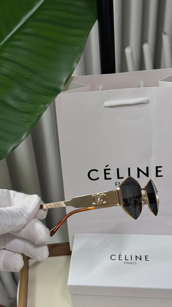 نظارة CELINE إطار ذهبي عدسة سوداسي لون زيتي