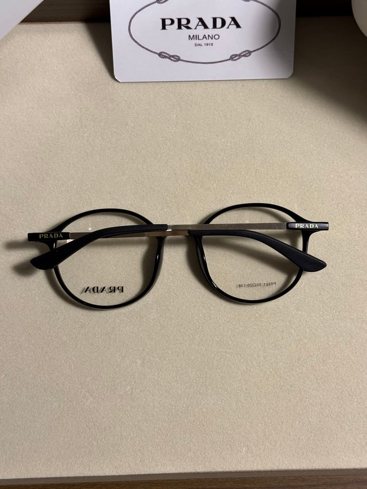 نظارة PRADA ـ عدسة شفاف