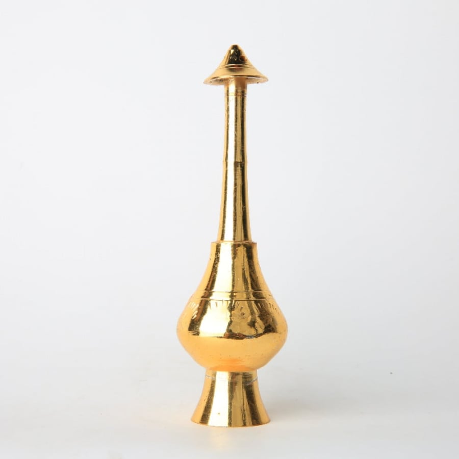 مرش عطر نحاسي صغير