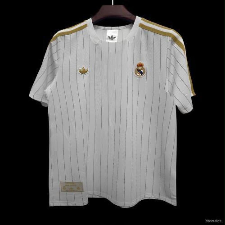قميص نادي ريال مدريد الثالث إصدار أديداس أوريجينالز