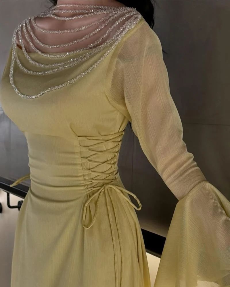 Elegant and soft evening dress, embroidery, accessories, with sophisticated work