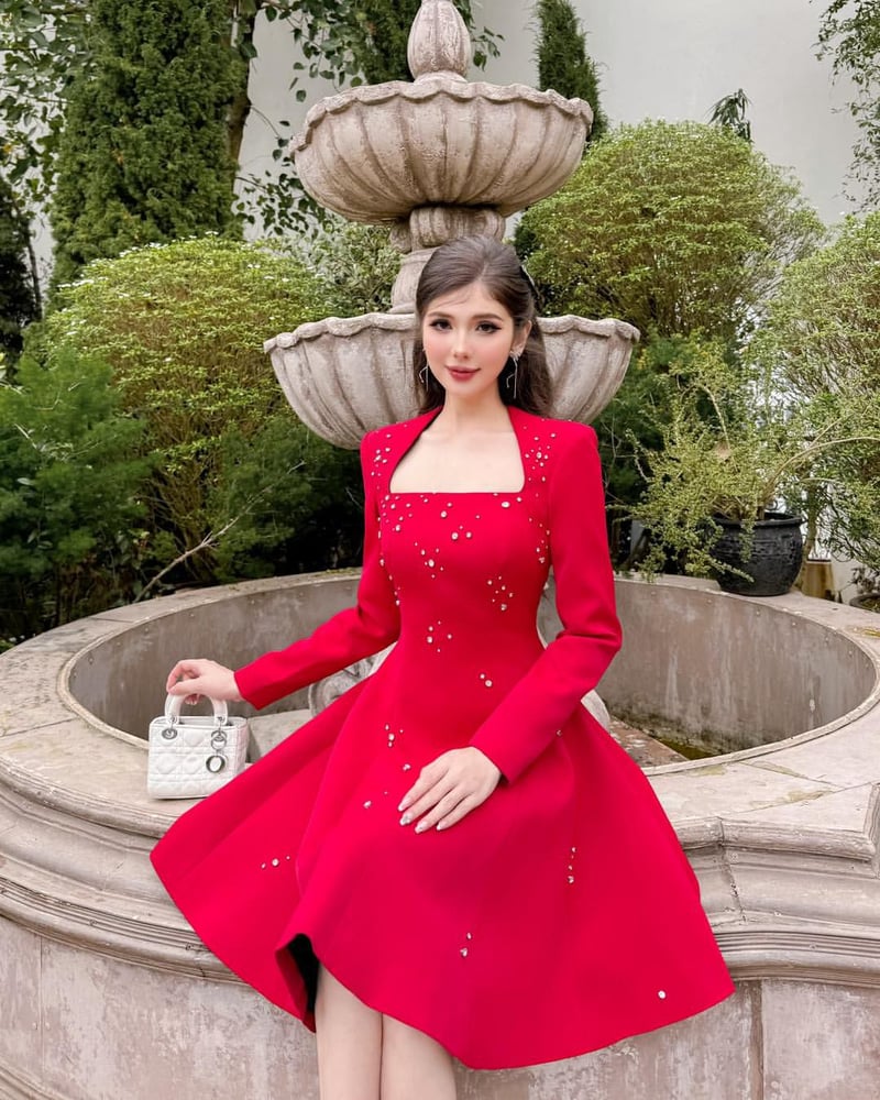Eid dress material: crinkled stretch embroidered hand-made
