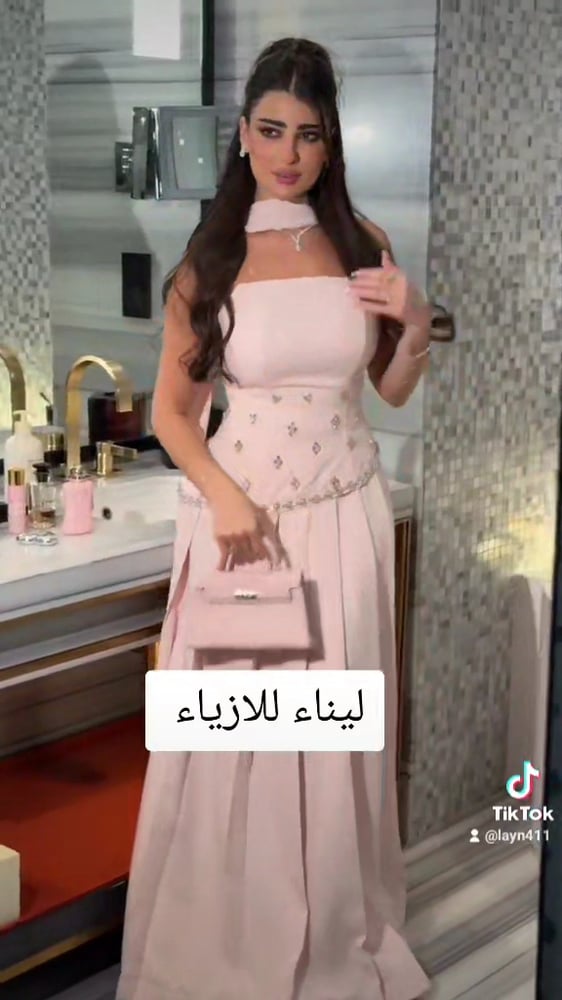 فستان سهرة انيق ناعم