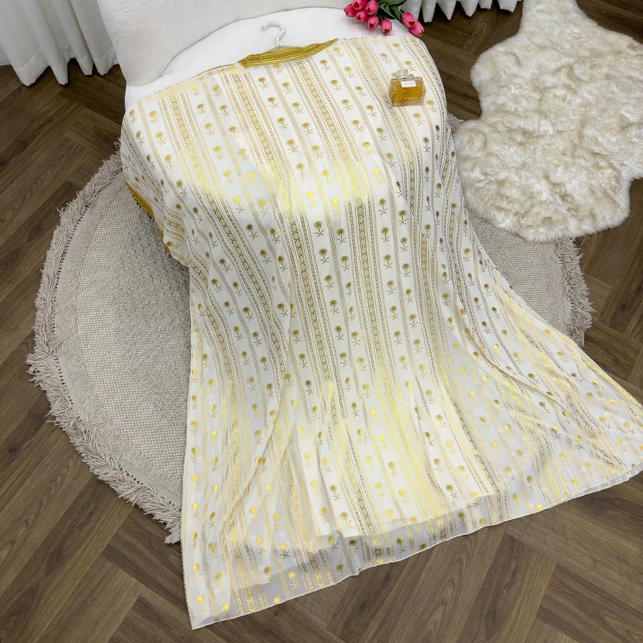 White embroidered bisht cloak