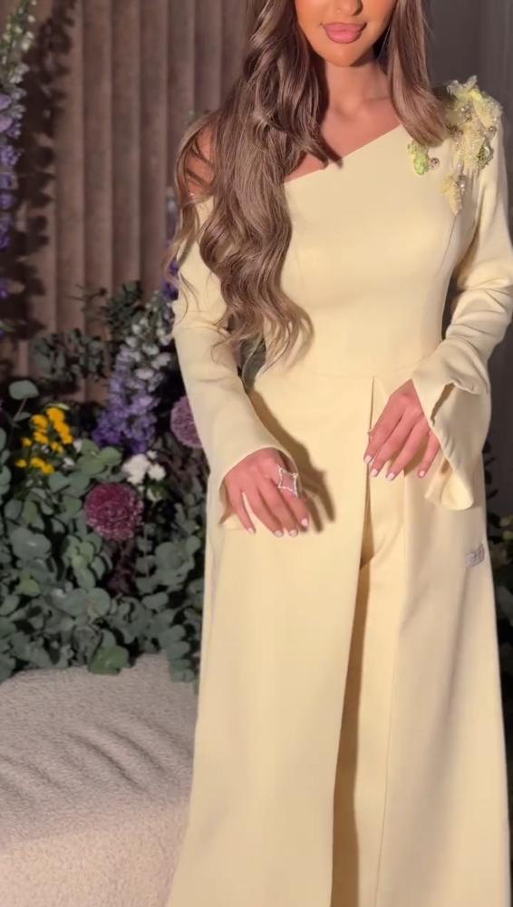 Soft jumpsuit *Material:* Barbie + embroidered