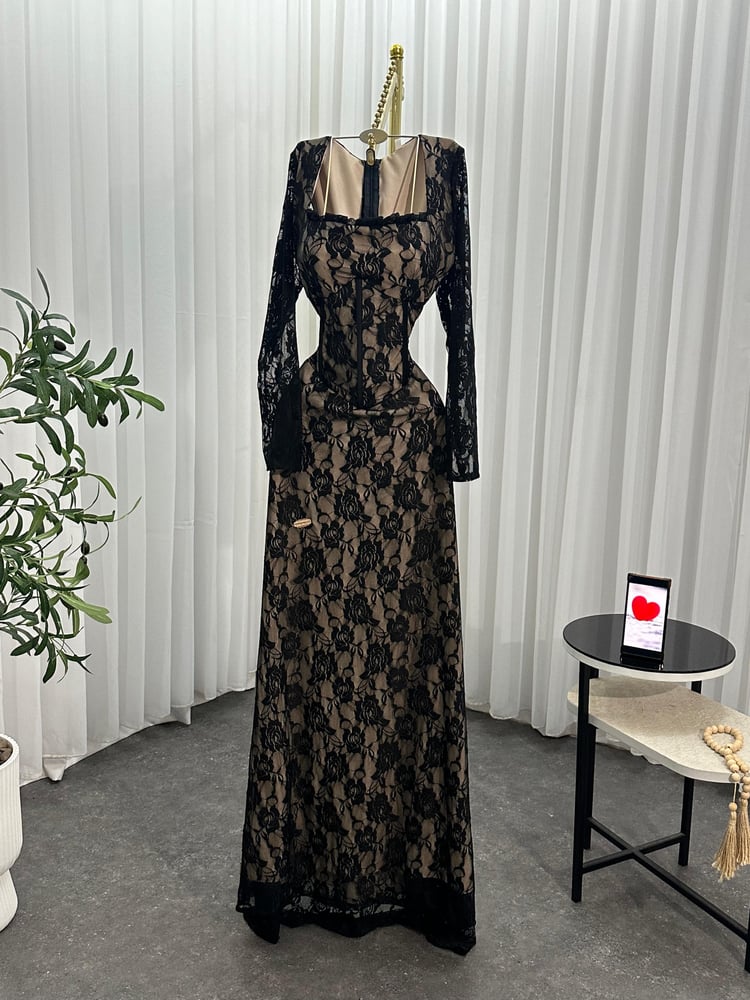 7050 فستان سهرة