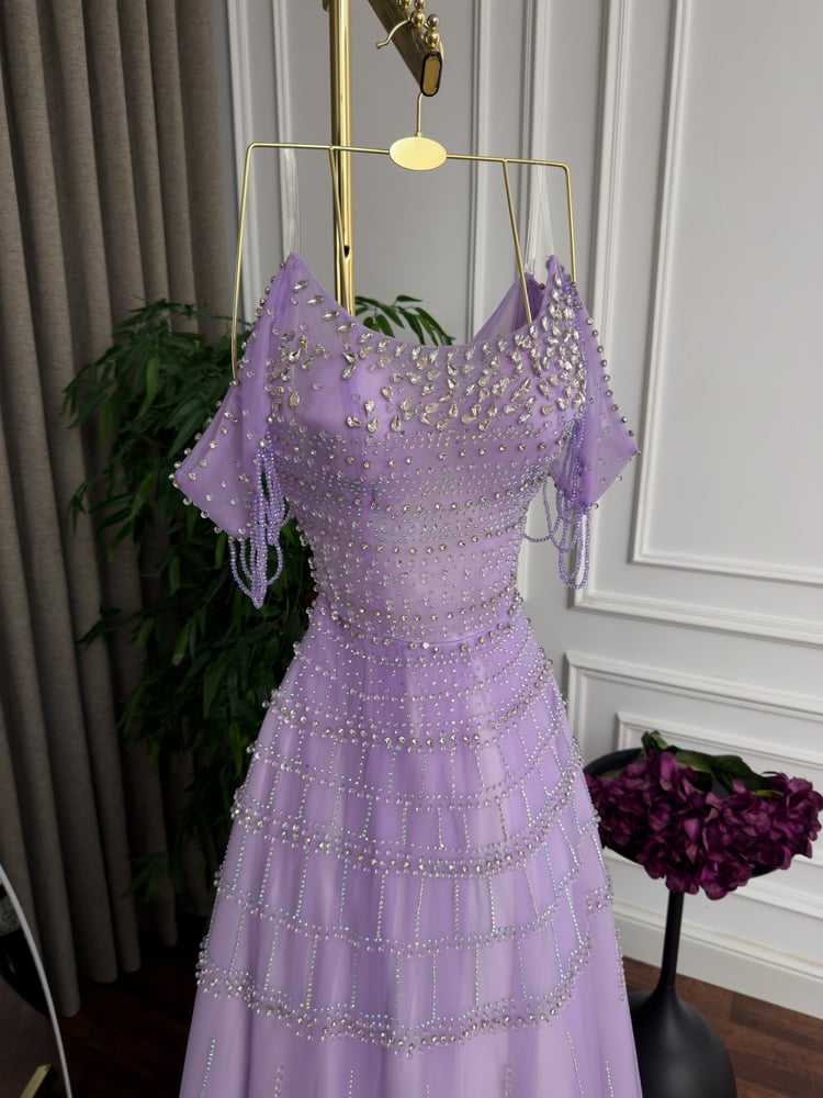فستان موزه سهرة أعراس