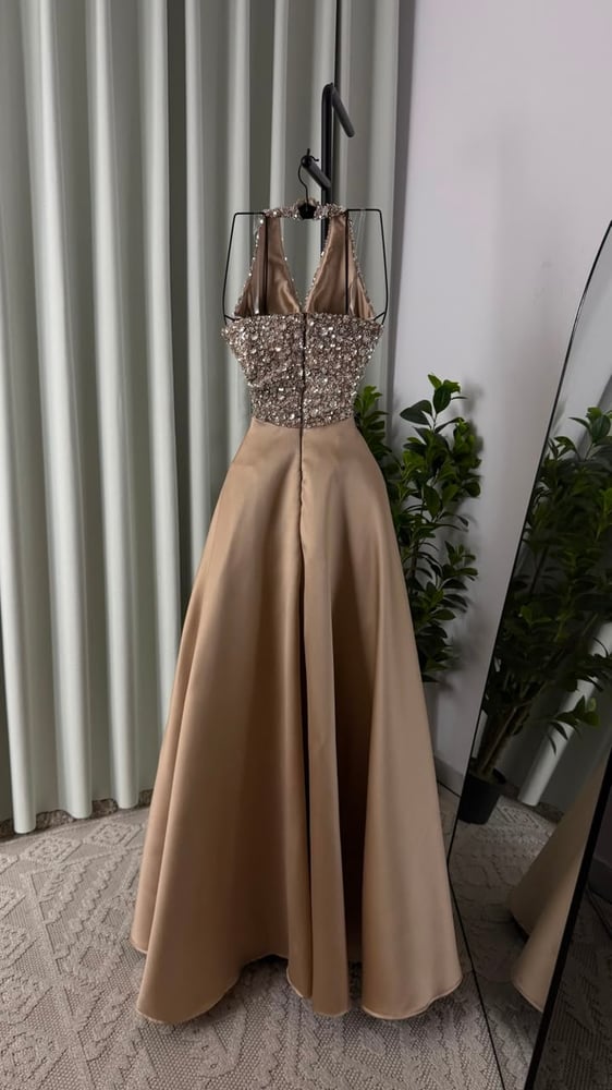 فستان ساره سهرة أعراس