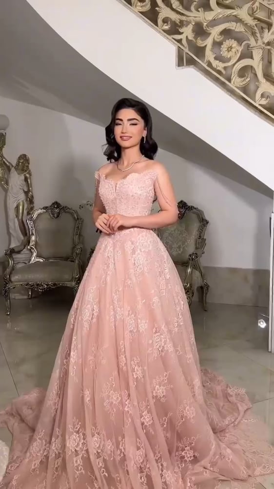 فستان نهله شتوي و حفلات
