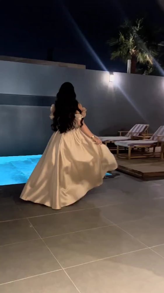 6788 فستان سهره