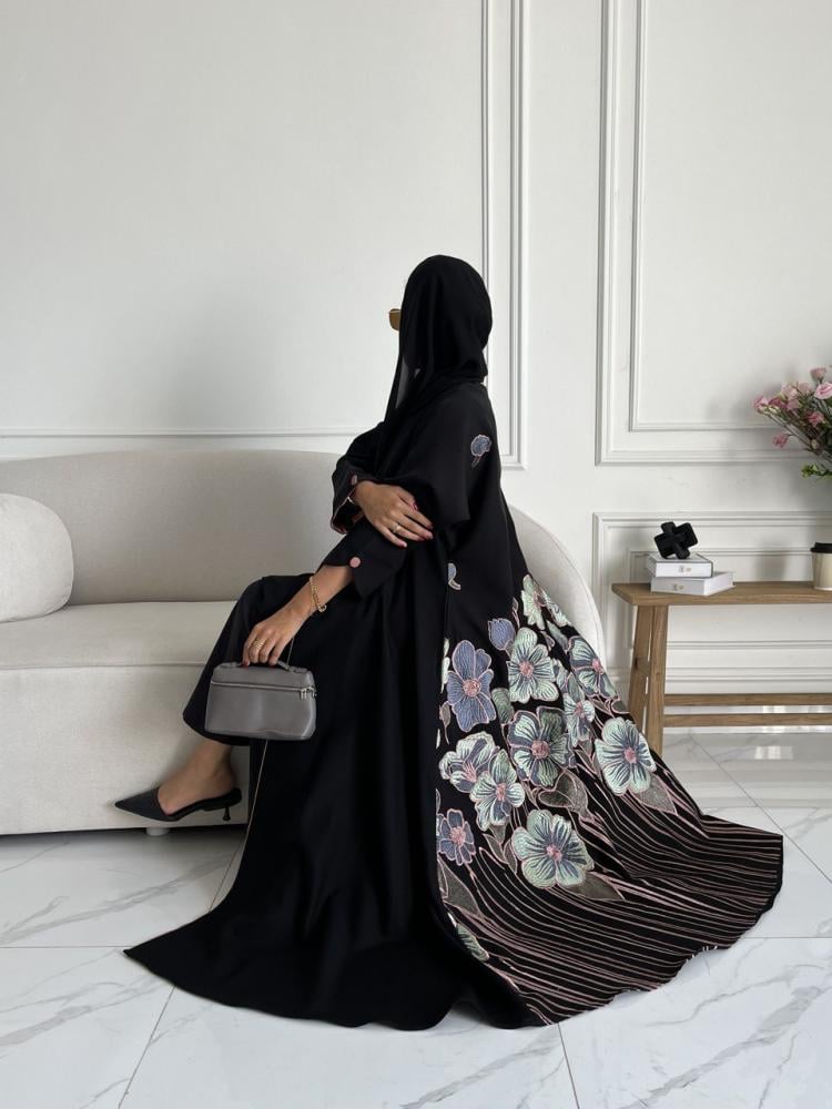 عباية كريب واقف تطريز كمبيوتر