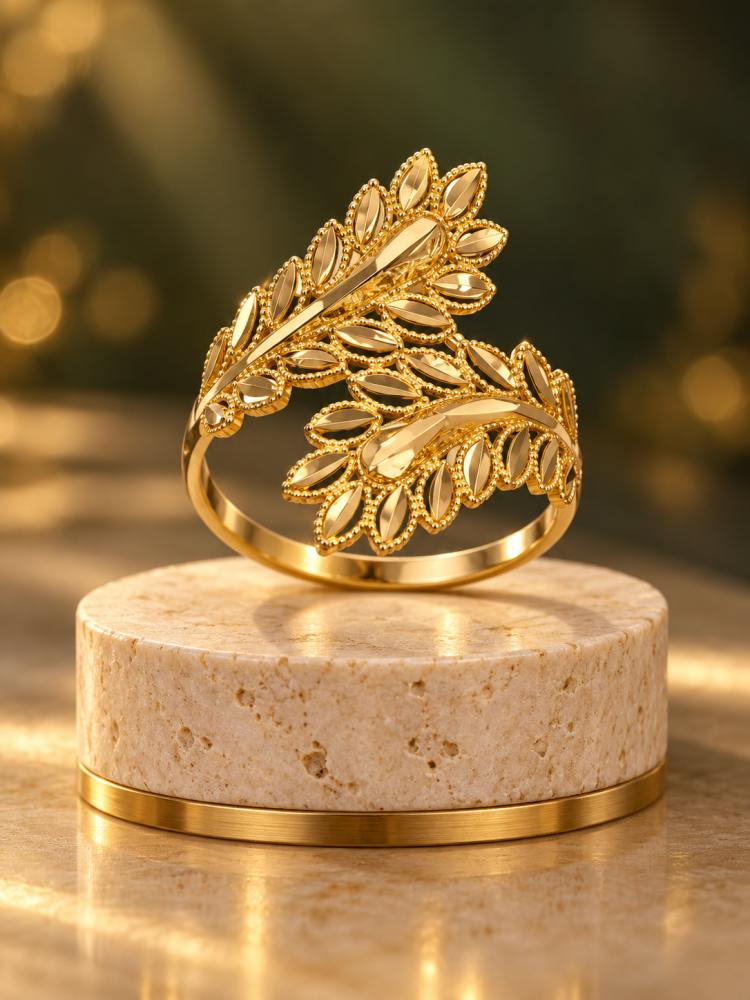 The ear of wheat ring, 21 karat gold, weighing 1.9 grams