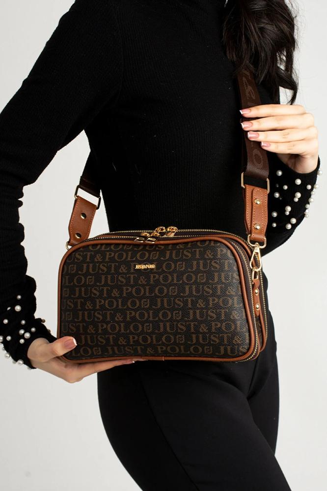 Just Polo حقيبة كتف نسائية بنية اللون منقوشة بحزام متقاطع