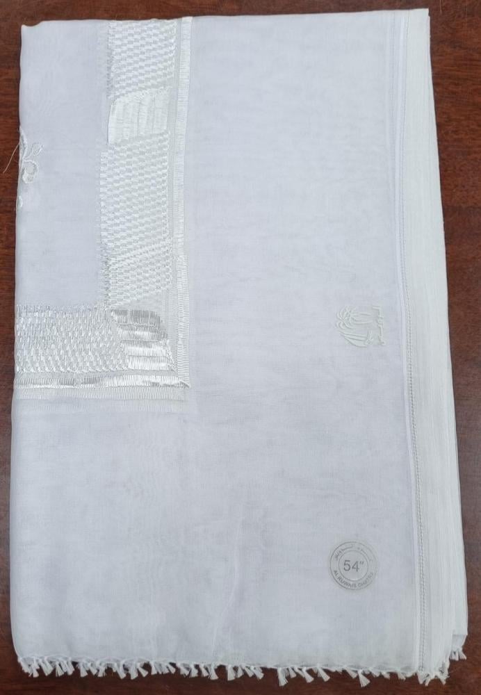 Ruwais Ghutra embroidered (dots)
