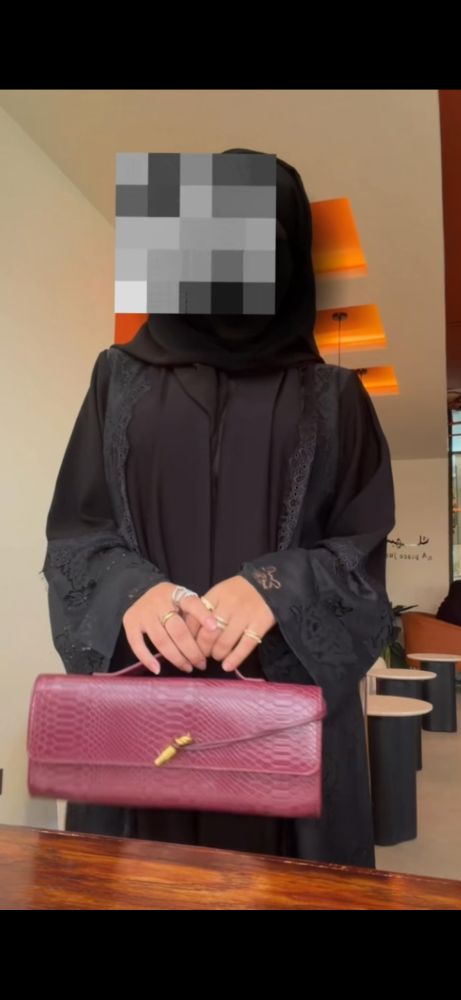 عباية قماش كوبرا مع قماش دانتيل مع الطرحه