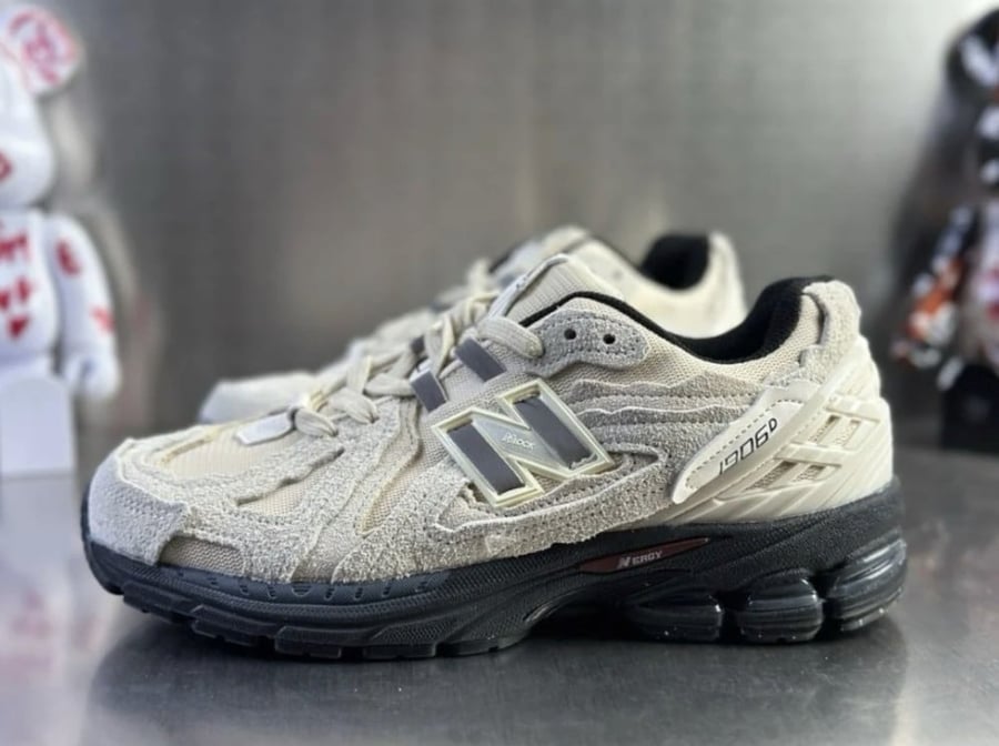 New Balance 1906D Protection Pack Cream