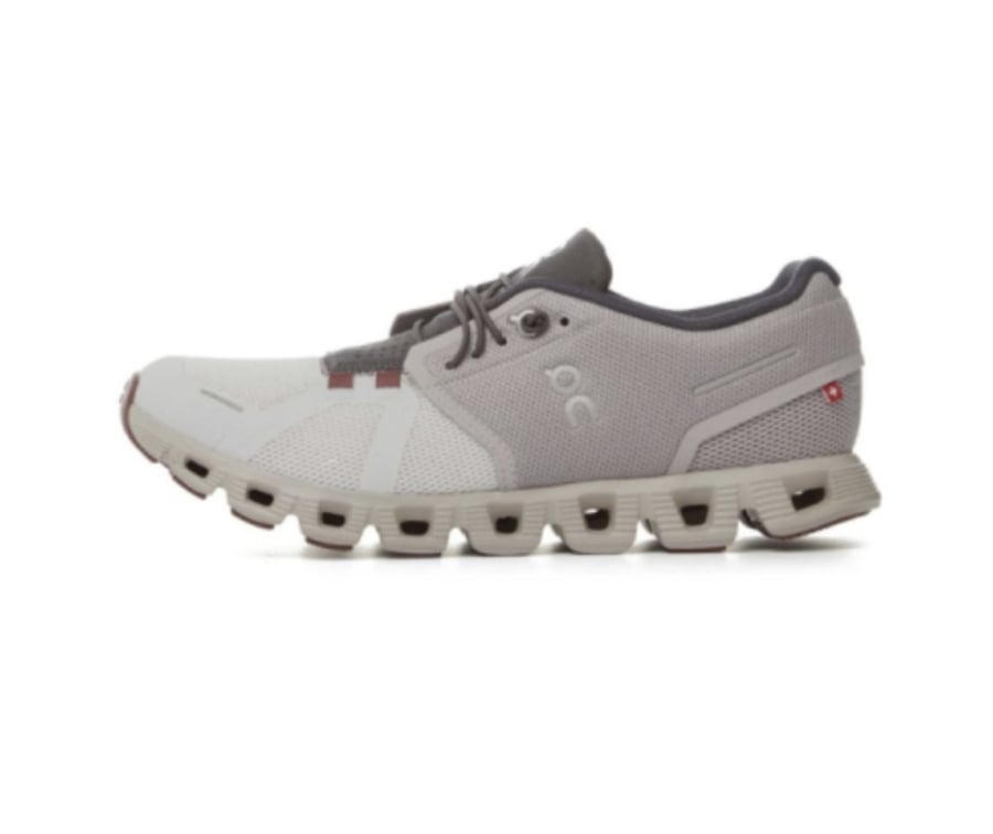 On running cloud 5 sneakers