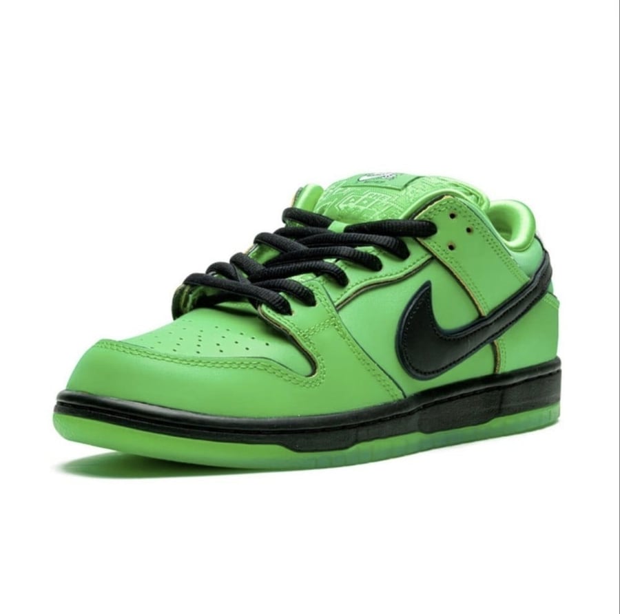 Nike SB Dunk Low The Powerpuff Girls Buttercup